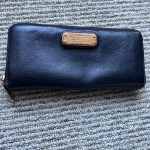 Marc by Marc Jacobs standard supply zip around Black Leather Wallet